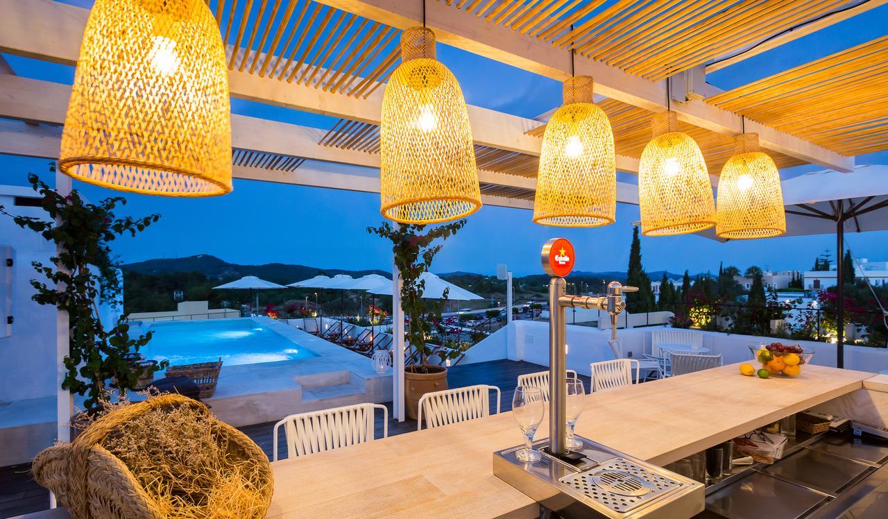 Gatzara Suites Santa Gertrudis Santa Gertrudis  Exterior photo